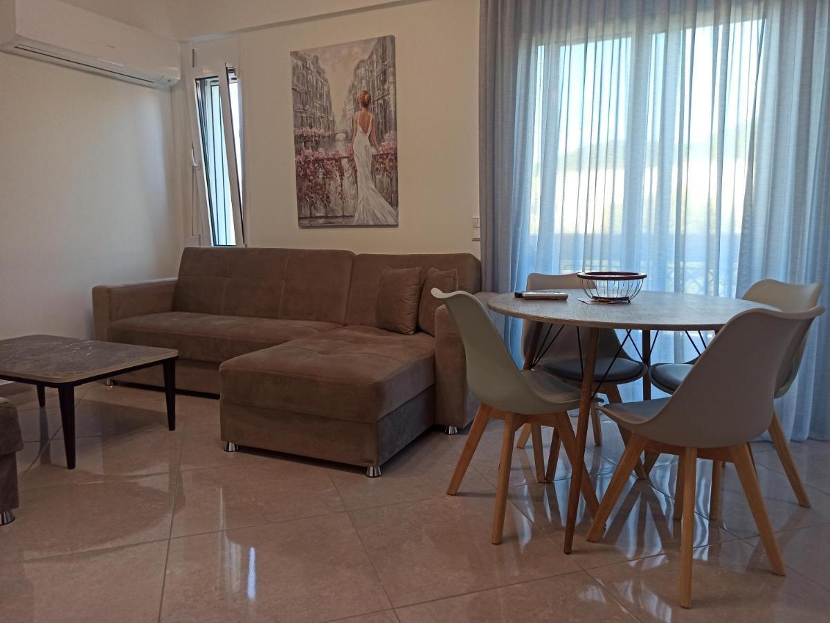 איגומניטסה Cyclops Luxury Apartments מראה חיצוני תמונה